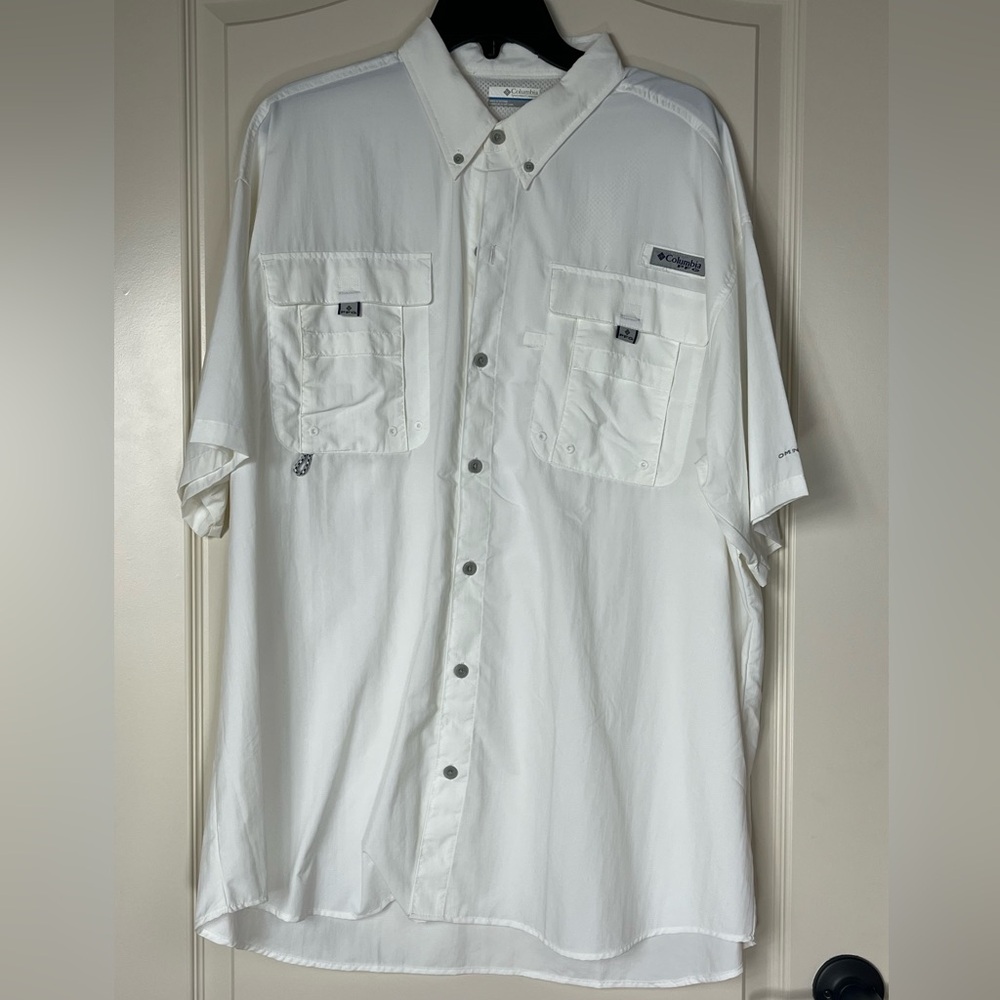Columbia White fishing shirt